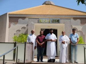 a81b160c-293e-40a8-b579-3bd7dc25a752