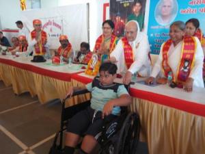 Narayan seva_Disable people 4